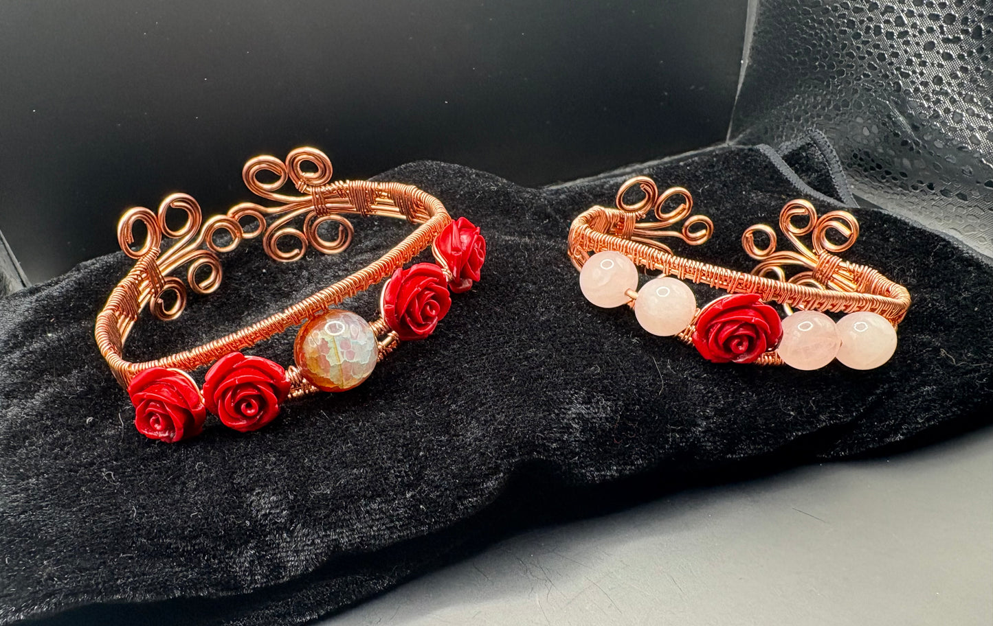 Rose cuffs Set