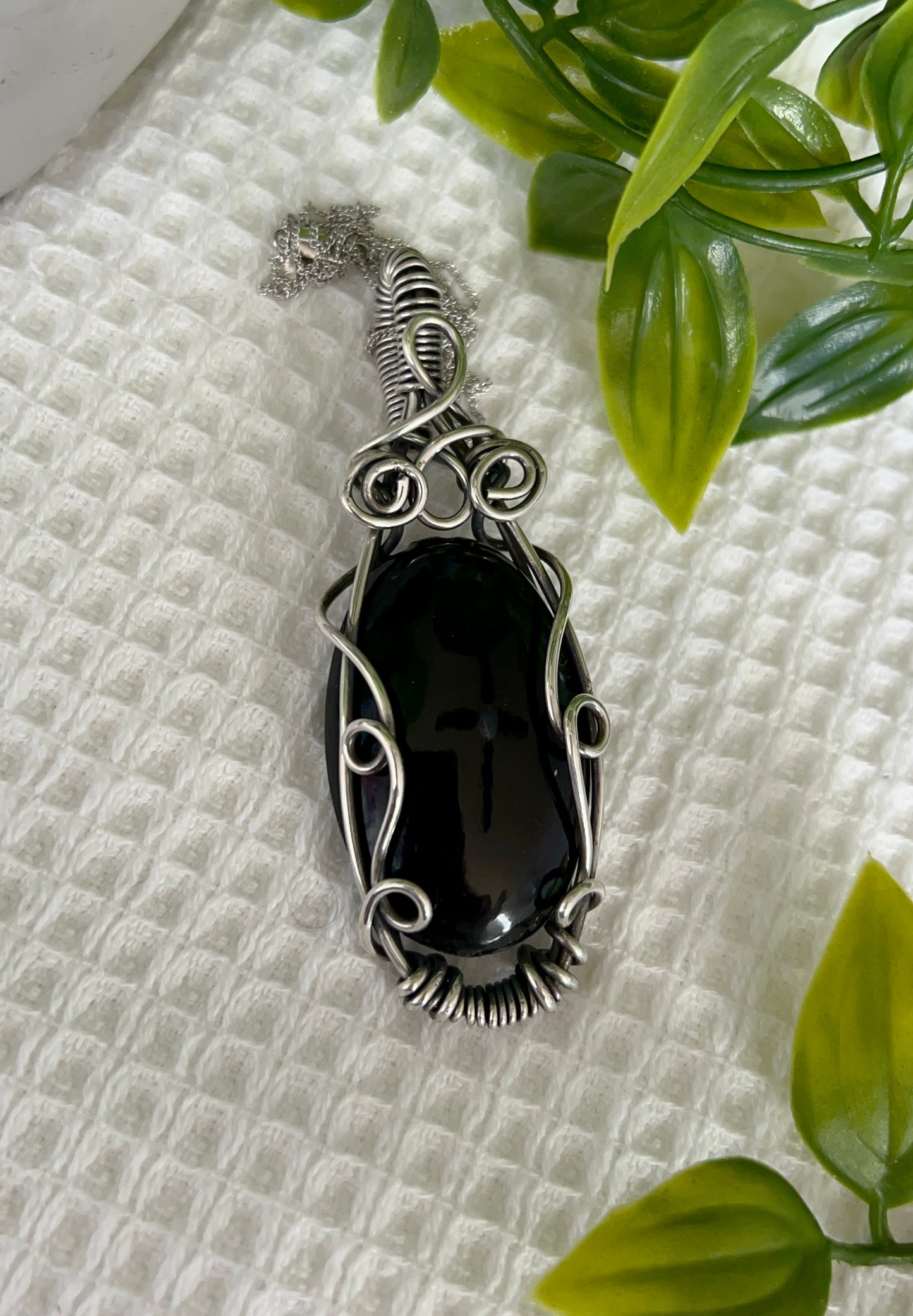 The Obsidian Pendant “Annabelle”