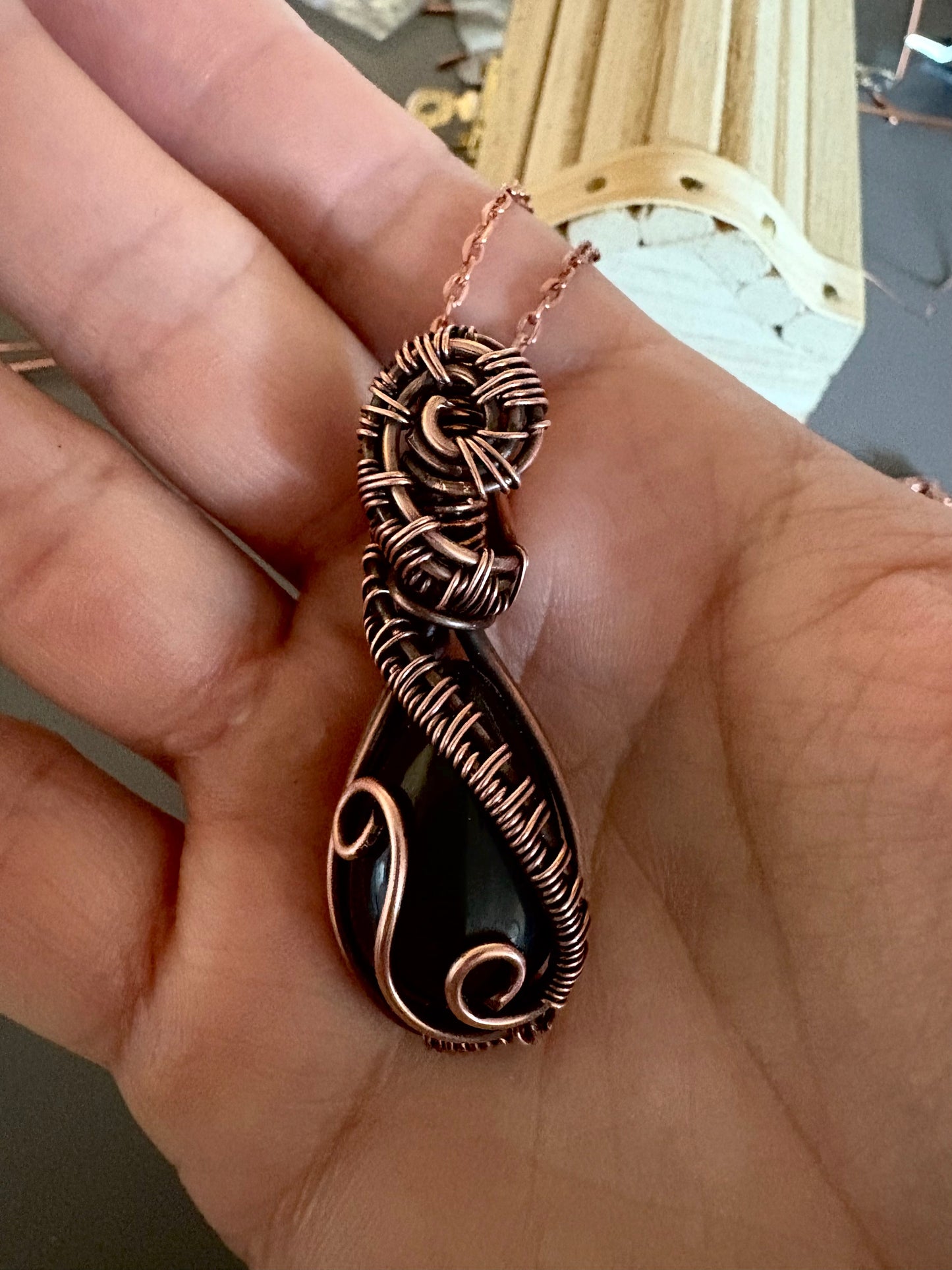 Obsidian Pendant, Ursa