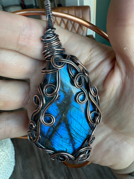 Amon, Labradorite Pendant and Vine