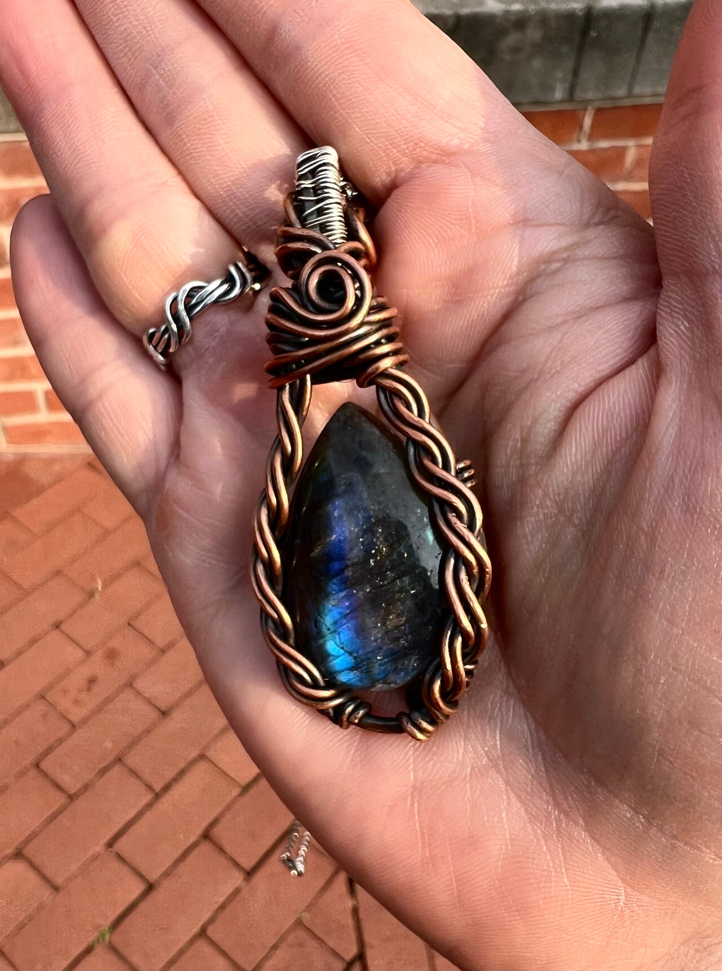 Louie, The Sapphire Blue Pendant