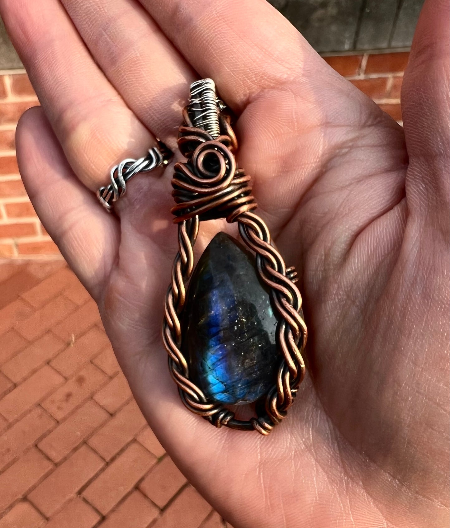 Louie, The Sapphire Blue Pendant