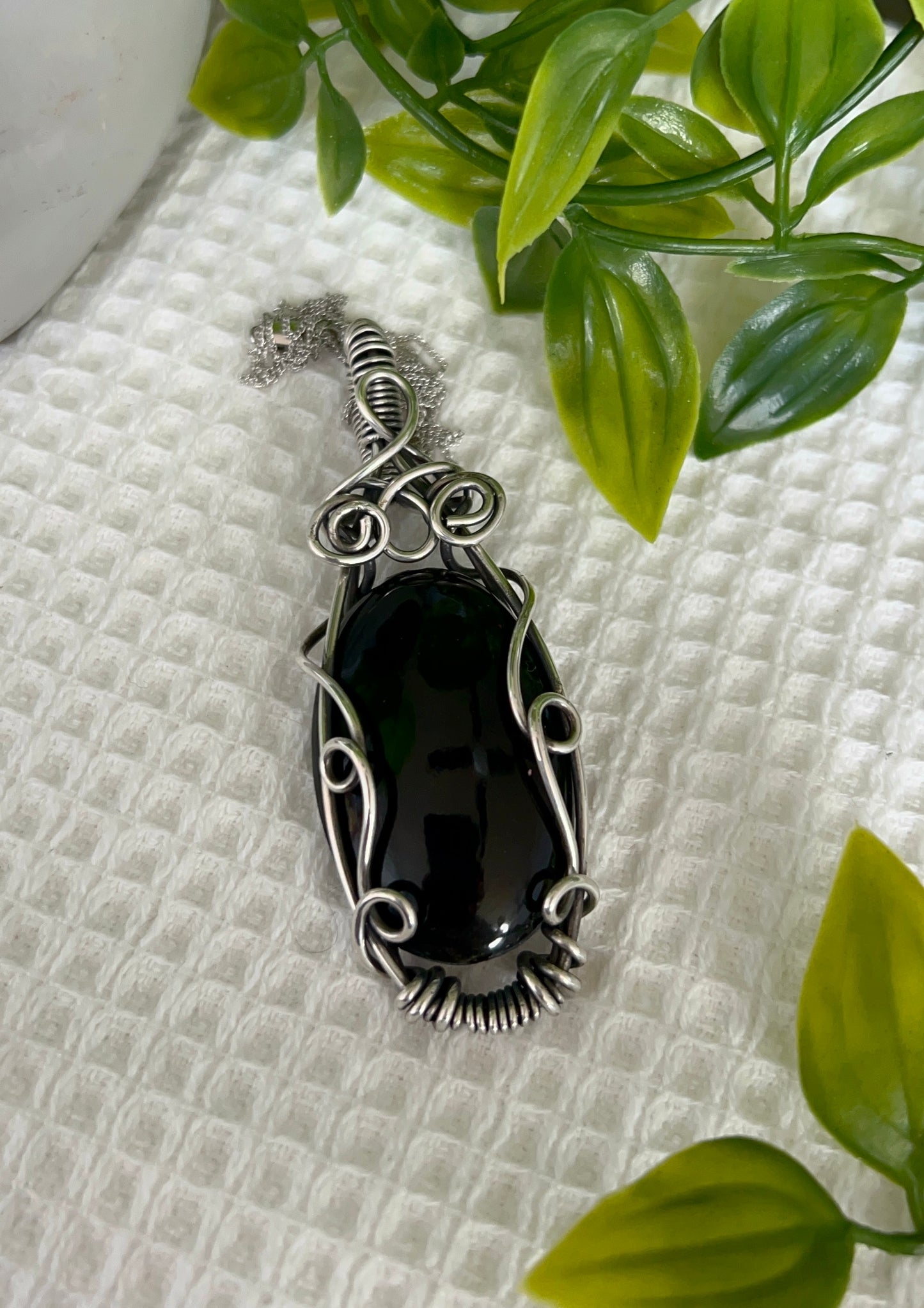 The Obsidian Pendant “Annabelle”