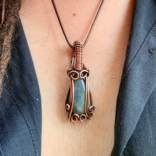 Shiny Blue Pendant